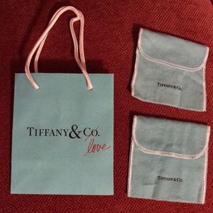 Tiffany & Co Gift Bag and pouch (2)
